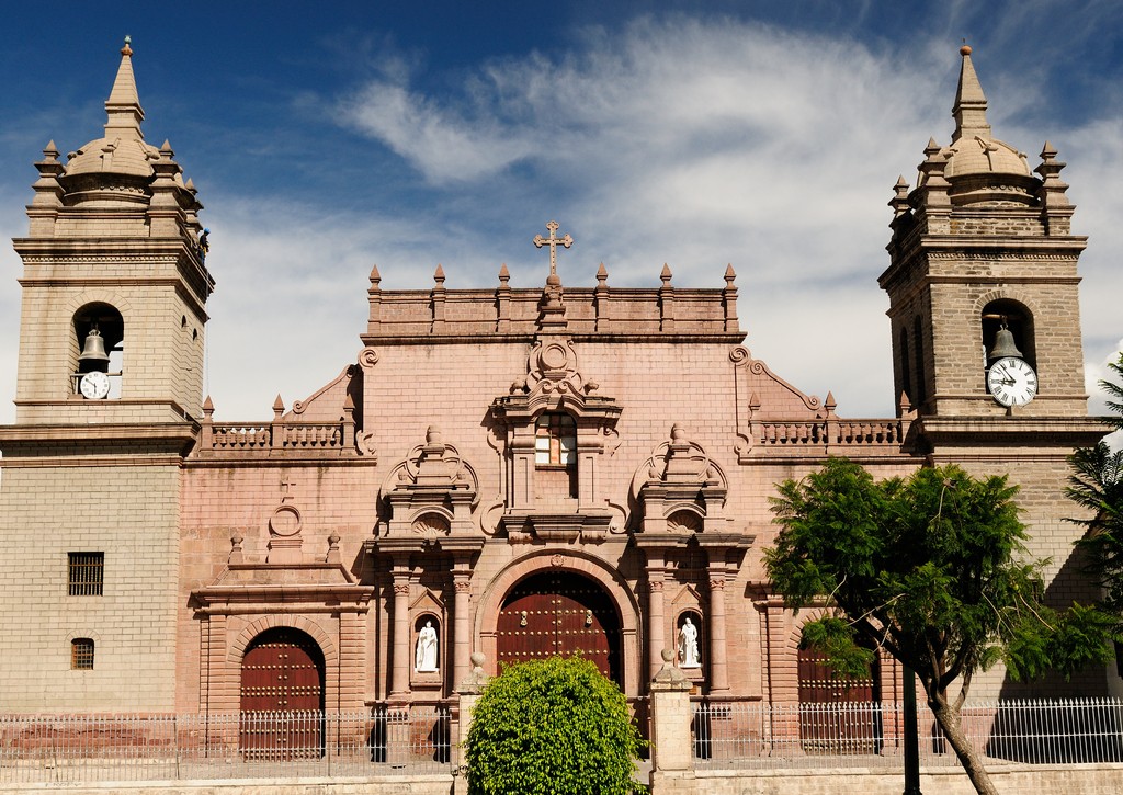 Lais Puzzle - Peru, Plaza de Armas in Ayacucho - 100, 200, 500 & 1.000 Teile p-225317