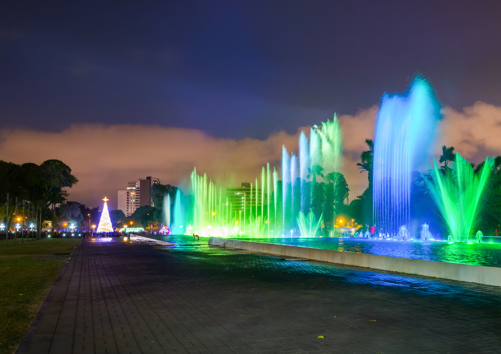 Lais Puzzle - Schöner Wasserkreislauf in Lima, Peru - 100, 200, 500 & 1.000 Teile p-225752