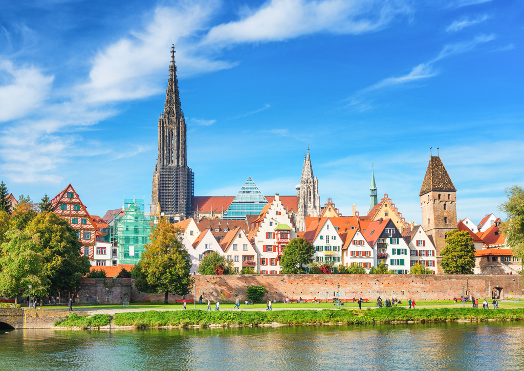 Lais Puzzle - Stadt Ulm an einem sonnigen Tag - 100, 200, 500 & 1.000 Teile p-226697