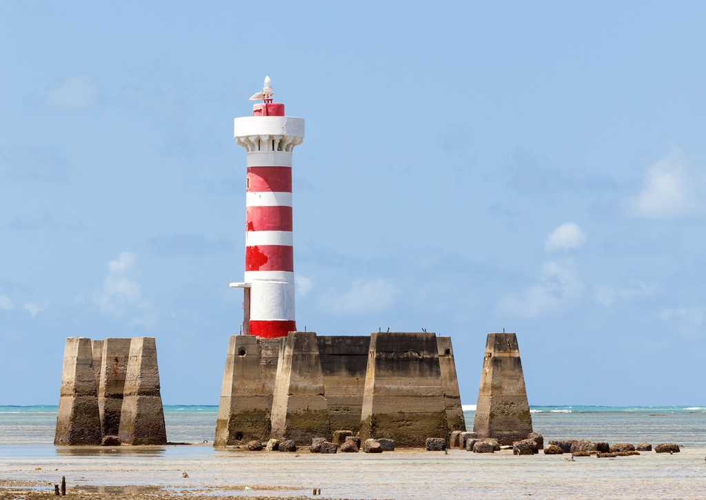 Lais Puzzle - Leuchtturm Ponta Verde bei Maceio, Alagoas, Nordosten von Brasilien - 100, 200, 500 & 1.000 Teile p-232326