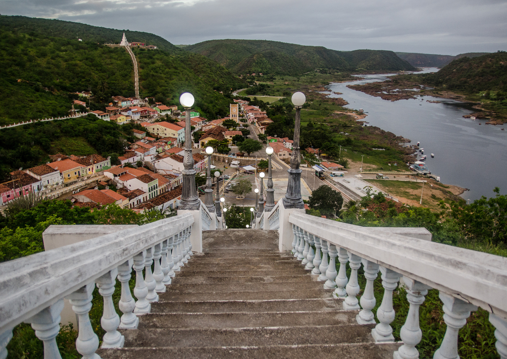 Lais Puzzle - Landschaften der Stadt PIranhas, wo der San Francisco River fließt. Piranhas, Alagoas, Brasilien - 100, 200, 500 & 1.000 Teile p-232331