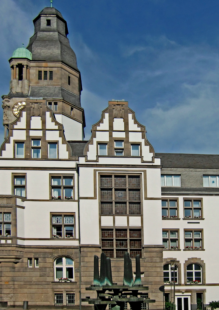 Lais Puzzle - Altes Rathaus Gladbeck - 100, 200, 500 & 1.000 Teile p-232908