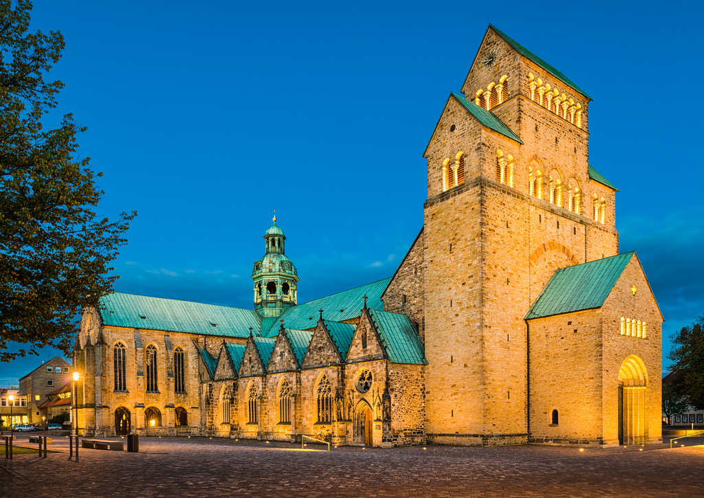 Lais Puzzle - Ansicht des Hildesheimer Doms, Hildesheim, Deutschland. - 40, 100, 200, 500, 1.000 & 2.000 Teile p-237493