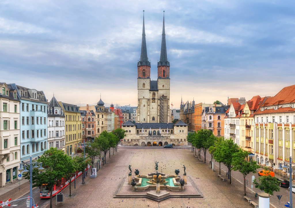 Lais Puzzle - Blick auf den Hallmarkt und die Marktkirche, Sachsen-Anhalt, Deutschland. - 100, 200, 500 & 1.000 Teile p-238078