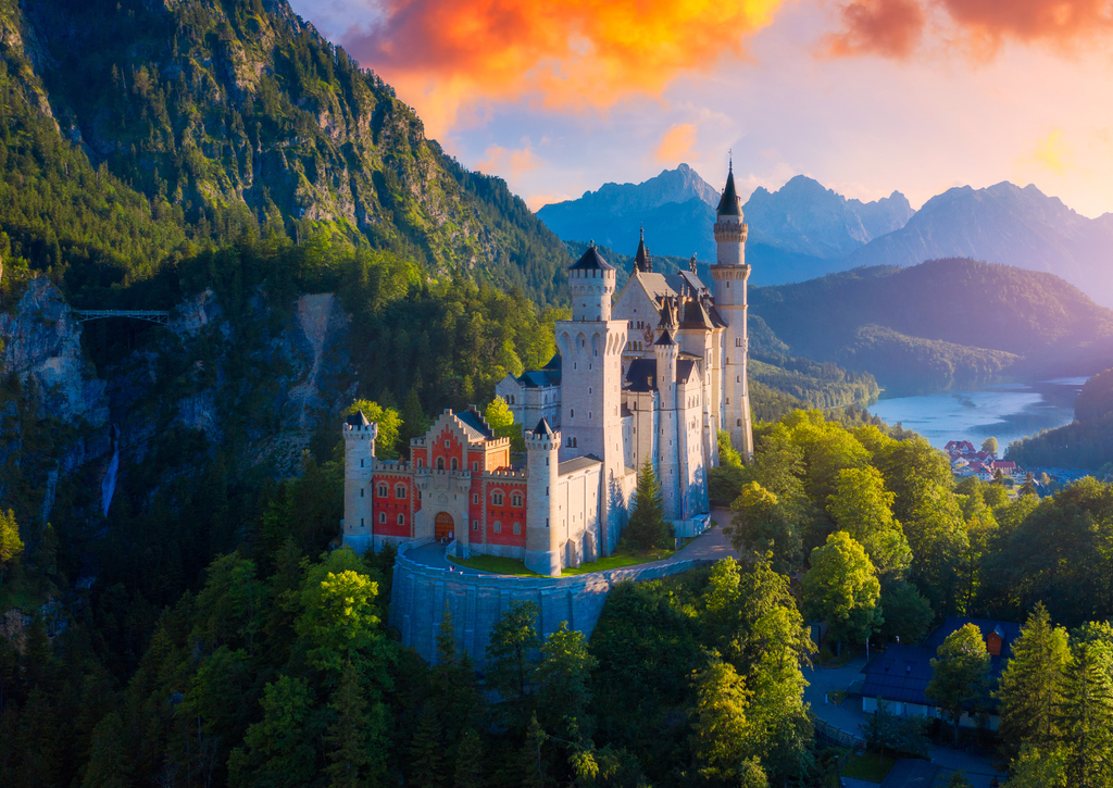 Lais Puzzle - Ansicht von Schloss Neuschwanstein, Füssen, Bayern, Deutschland - 40, 100, 200, 500, 1.000 & 2.000 Teile p-238098