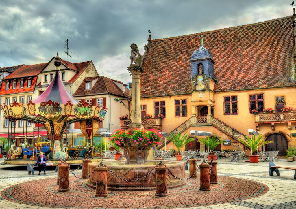 Lais Puzzle - Der Hauptplatz von Molsheim - Frankreich - 100, 200, 500 & 1.000 Teile p-240083