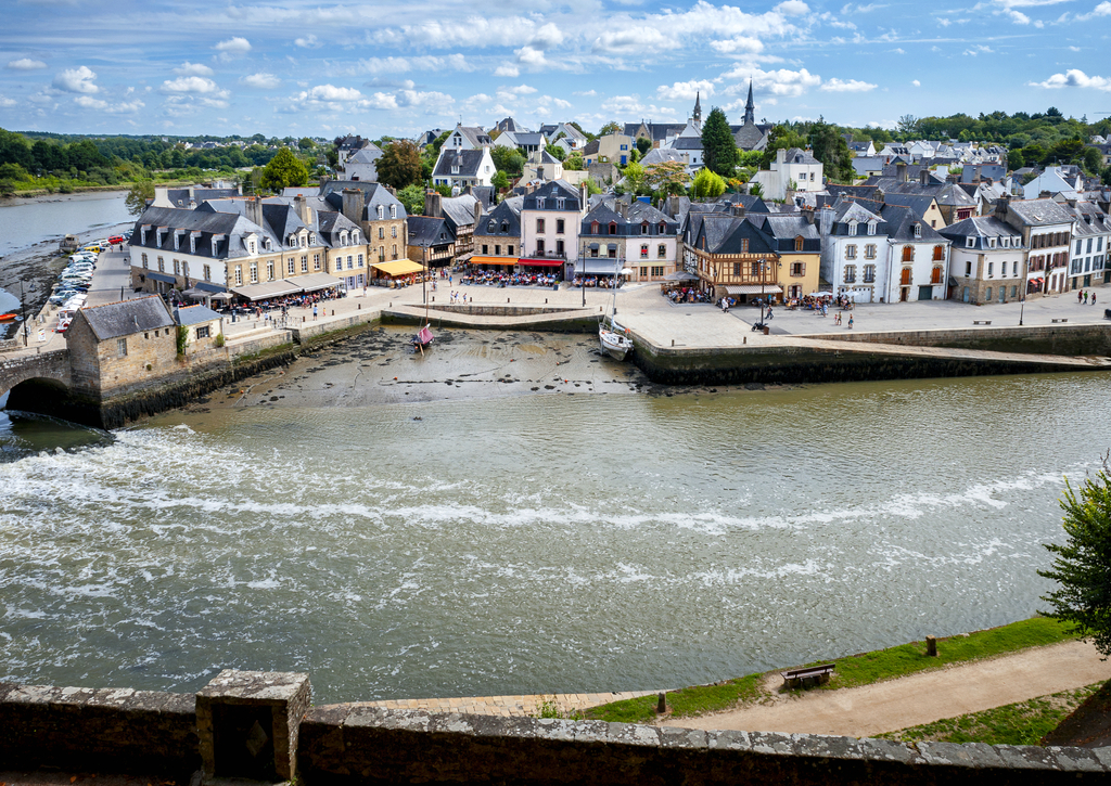 Lais Puzzle - Auray - Hafen von Saint-Goustan. Panoramablick auf den alten Stadtkern. Bretagne, Frankreich  - 100, 200, 500 & 1.000 Teile p-240633