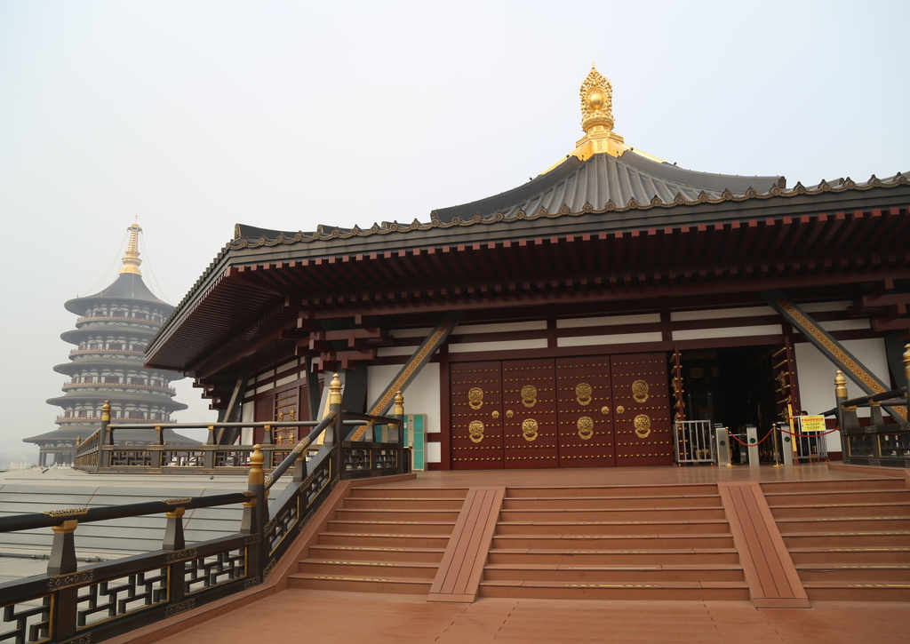 Lais Puzzle - Tempel, Luoyang, China - 100, 200, 500 & 1.000 Teile p-244723