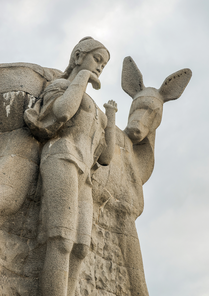Lais Puzzle - Statuen im Luhuitou-Park. Sanya, Hainan, China - 100, 200, 500 & 1.000 Teile p-244763