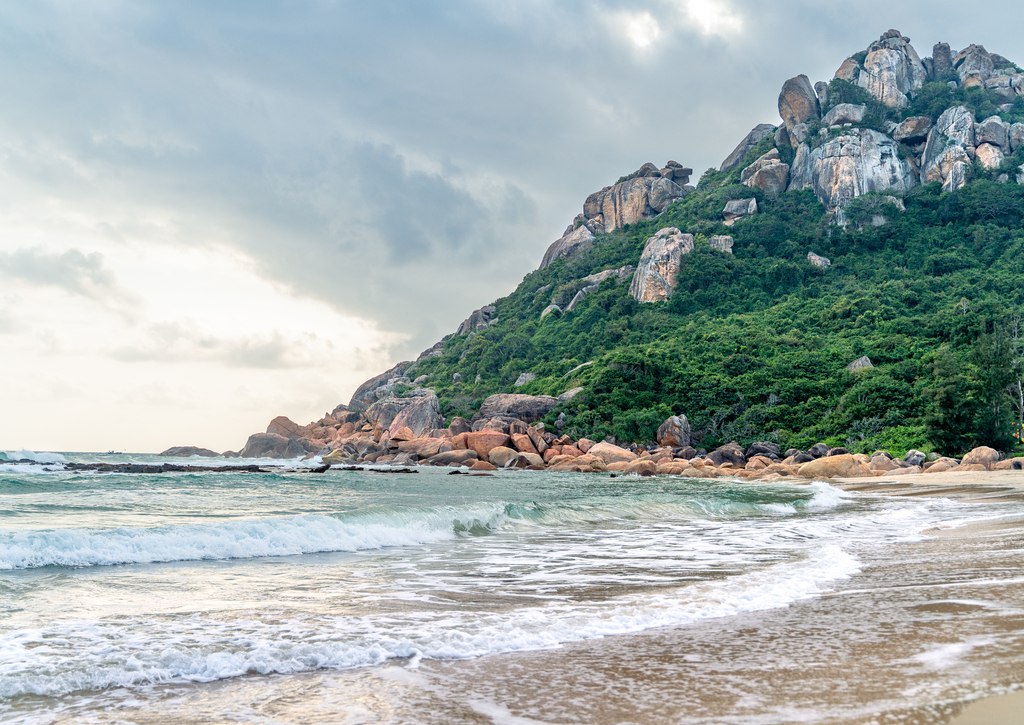 Lais Puzzle - Strandansicht auf der Insel Hainan in China - 100, 200, 500 & 1.000 Teile p-245438