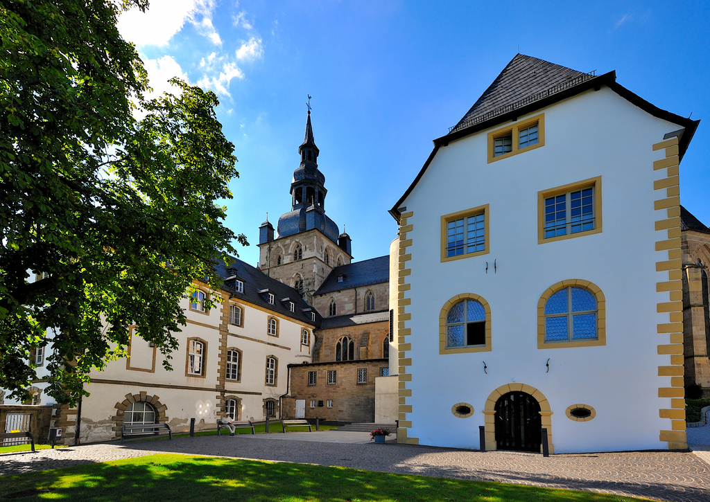 Lais Puzzle - Benediktinerabtei Tholey im Saarland - 100, 200, 500 & 1.000 Teile p-245888