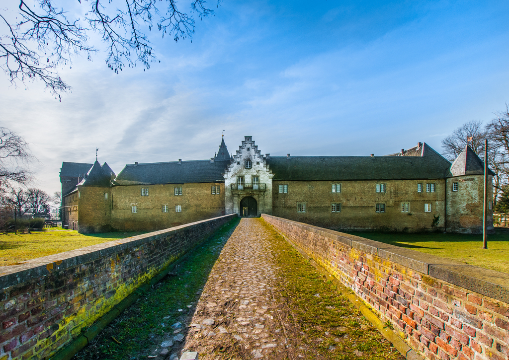 Lais Puzzle - Grevenbroich-Hülchrath - Schloss - 100, 200, 500 & 1.000 Teile p-245968