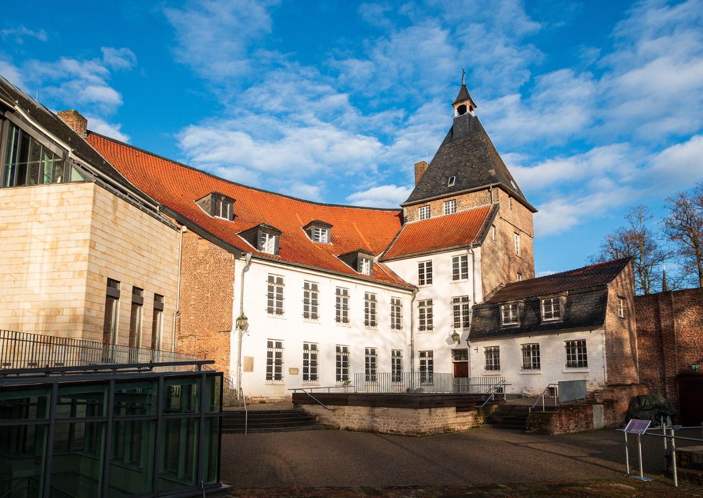 Lais Puzzle - Moerser Grafenschloß - 100, 200, 500 & 1.000 Teile p-246868