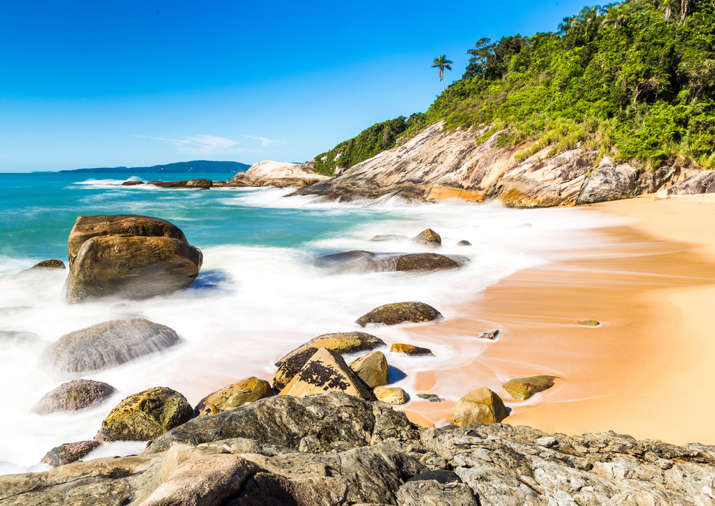 Lais Puzzle - Strand in Balneario Camboriu, Santa Catarina, Brasilien - 100, 200, 500 & 1.000 Teile p-247448