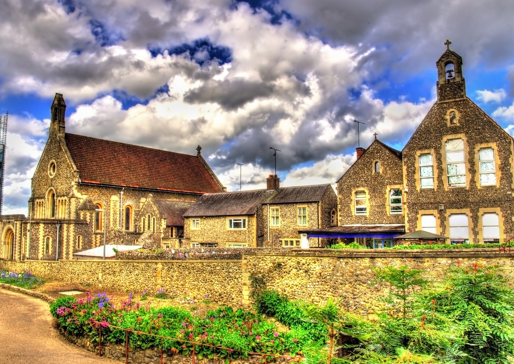 Lais Puzzle - Römisch-katholische Kirche St. James' in Reading - England - 100, 200, 500 & 1.000 Teile p-248198