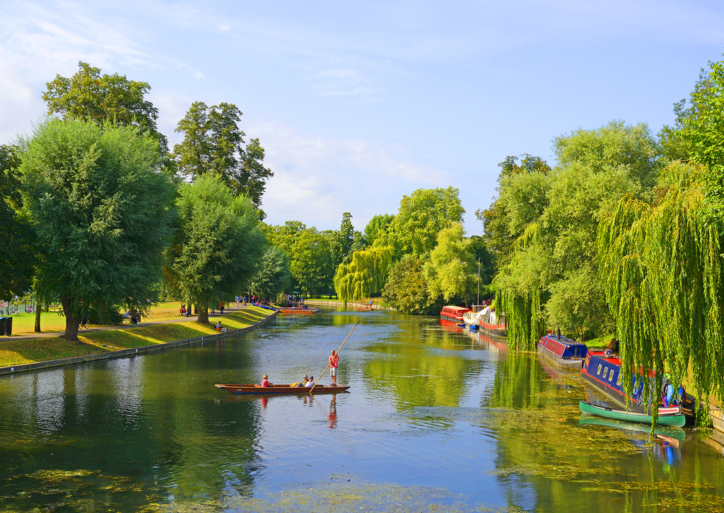 Lais Puzzle - Ein malerischer Blick über den Fluss Cam in Cambridge, England - 100, 200, 500 & 1.000 Teile p-248398