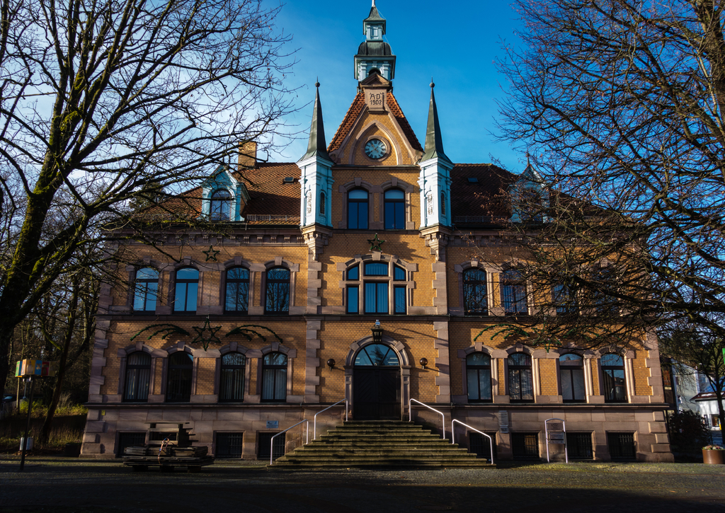 Lais Puzzle - Rathaus von Röthenbach an der Pegnitz - 100, 200, 500 & 1.000 Teile p-255847