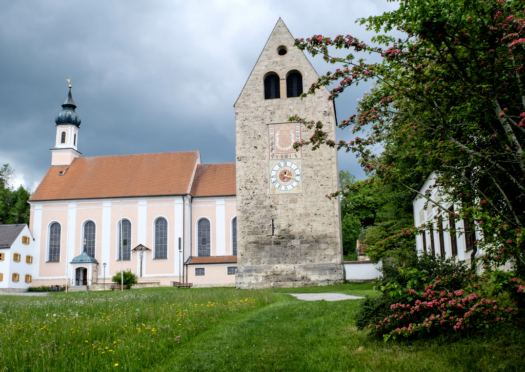 Lais Puzzle - Klosterkirche Wessobrunn mit Wehrturm - 100, 200, 500 & 1.000 Teile p-257147