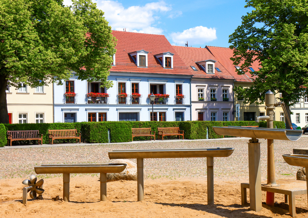 Lais Puzzle - Neuruppin, Neuer Markt - 100, 200, 500 & 1.000 Teile p-258167