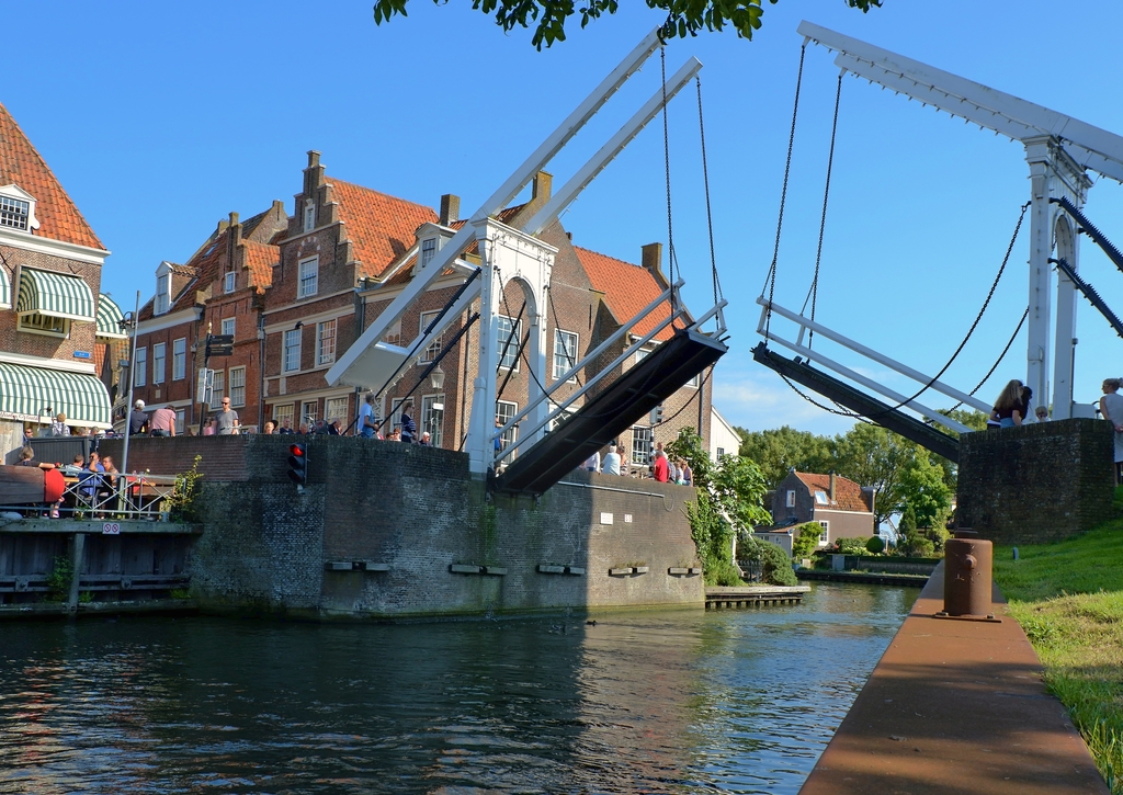 Lais Puzzle - Klappbrücke in Enkhuizen / Niederlande - 100, 200, 500 & 1.000 Teile p-260002