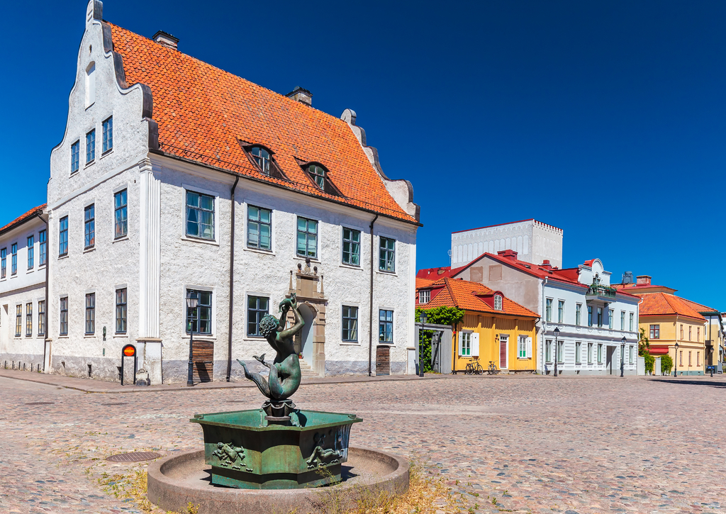 Lais Puzzle - Altertümlicher Platz in der Stadt Kalmar, Schweden - 100, 200, 500 & 1.000 Teile p-261757