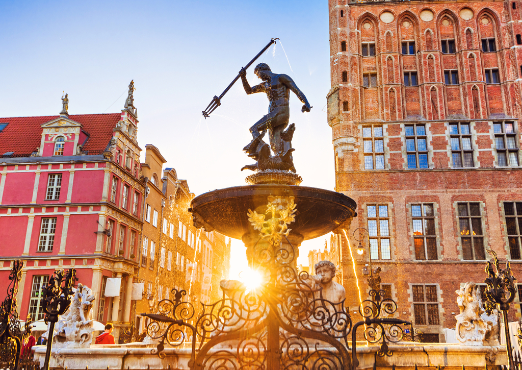 Lais Puzzle - Polen, Danzig, Berühmter Neptunbrunnen bei Sonnenuntergang. Beliebte Touristenattraktion und Reiseziel in Europa - 100, 200, 500 & 1.000 Teile p-264211