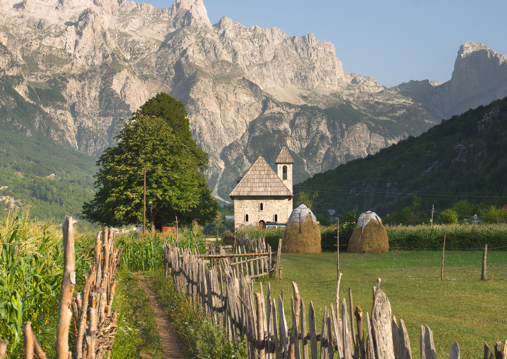 Lais Puzzle - Theth Valley in den Albanischen Alpen - 100, 200, 500 & 1.000 Teile p-264451