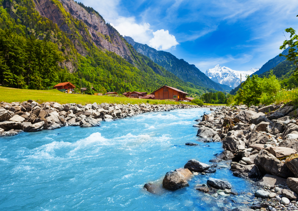 Lais Puzzle - Schweizer Landschaft mit Flusslauf und Häusern - 100, 200, 500 & 1.000 Teile p-270131