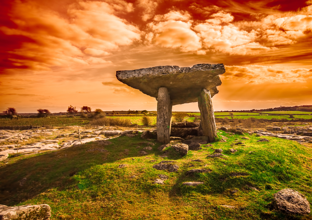 Lais Puzzle - Antiker Poulnabrone Dolmen, The Burren, Grafschaft Clare, Irland - 1.000 Teile p-272089