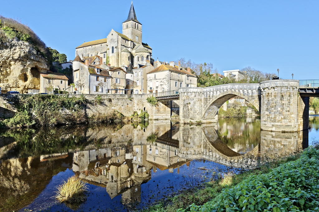 Lais Puzzle - Montmorillon, Frankreich - 2.000 Teile p-273605