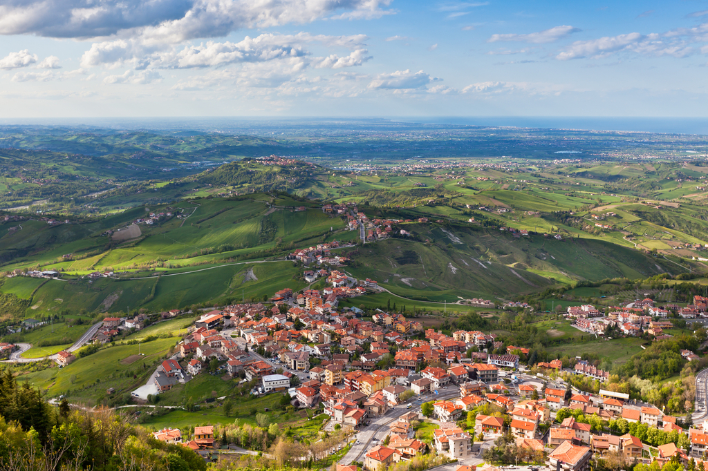 Lais Puzzle - Vororte von San Marino - 2.000 Teile p-273760