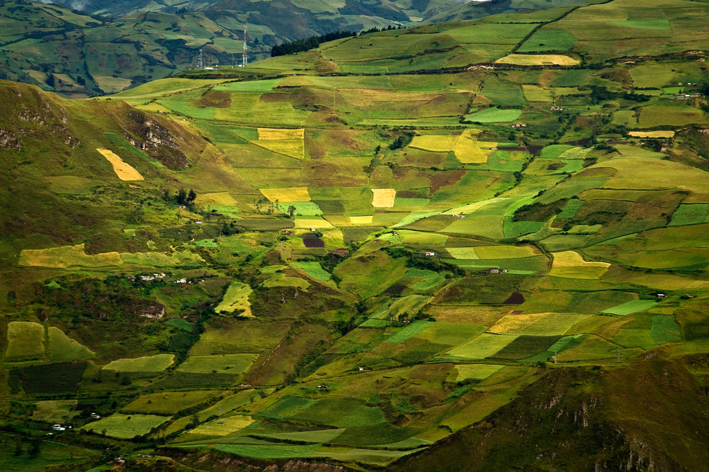 Lais Puzzle - Schöne Andenstadt Cañar in Azogues Ecuador - 2.000 Teile p-274048