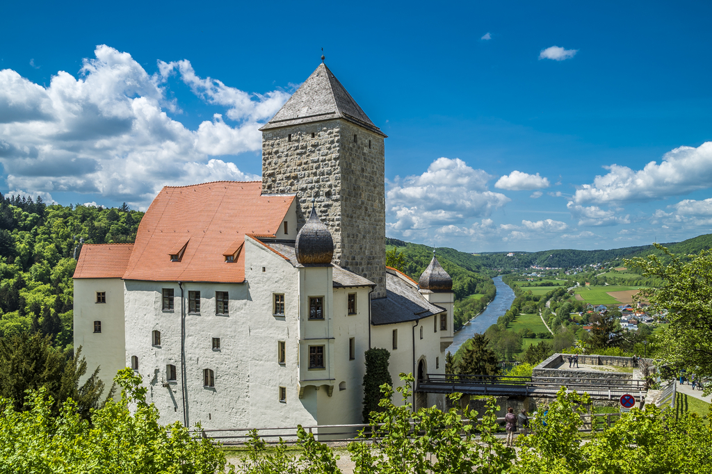 Lais Puzzle - Burg Prunn idyllisch über dem Altmühltal in Niederbayern - 2.000 Teile p-274181