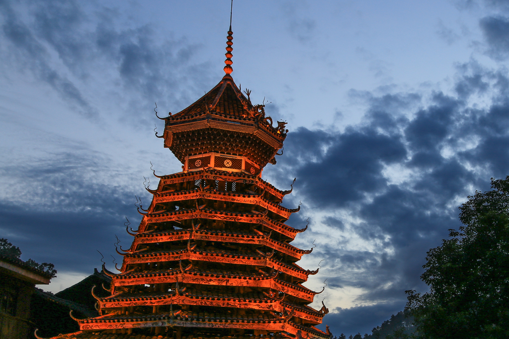 Lais Puzzle - Trommelturm in Zhaoxin, Guizhou, China - 2.000 Teile p-274418