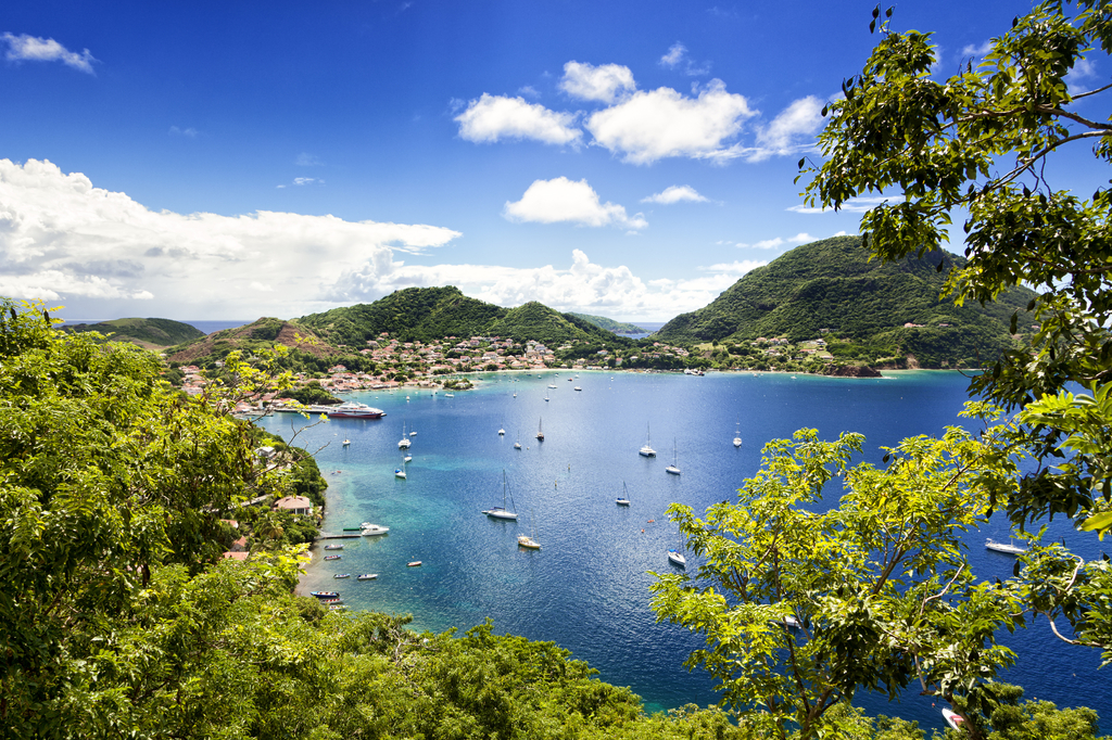 Lais Puzzle - Bucht von Terre-de-Haut, Les Saintes Inseln, Guadeloupe - 2.000 Teile p-274529