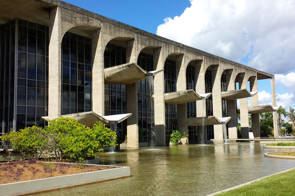 Lais Puzzle - Regierungsgebäude in Brasilia, Brasilien - 2.000 Teile p-274677