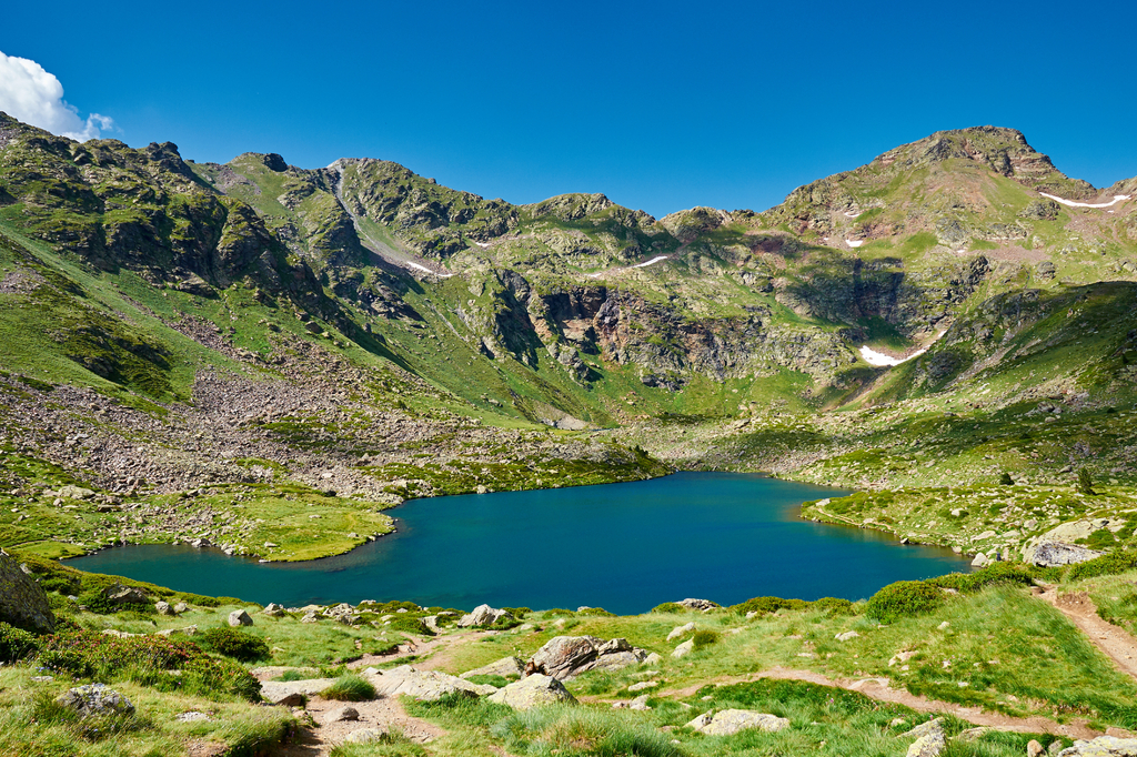 Lais Puzzle - Estany del Mig. Tristaina-Seen (Estanis de Tristaina). Andorra - 2.000 Teile p-274918