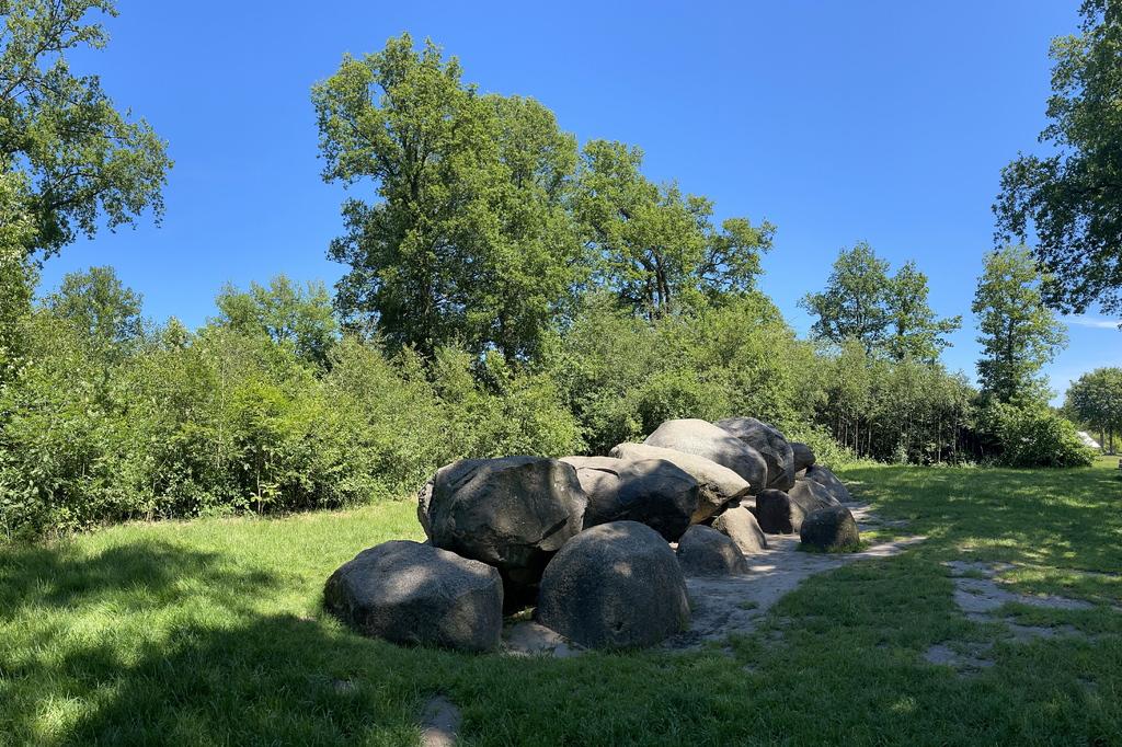 Lais Puzzle - Dolmen-Panorama in Diever Drenthe - 2.000 Teile p-275204