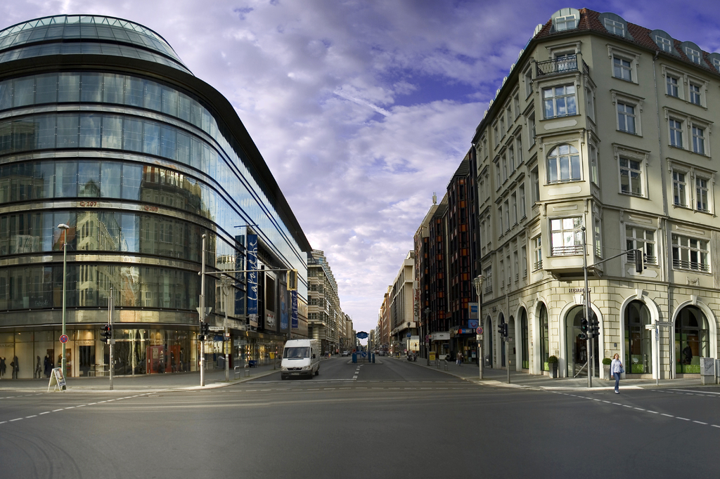 Lais Puzzle - Berlin Friedrichstraße - 2.000 Teile p-275213