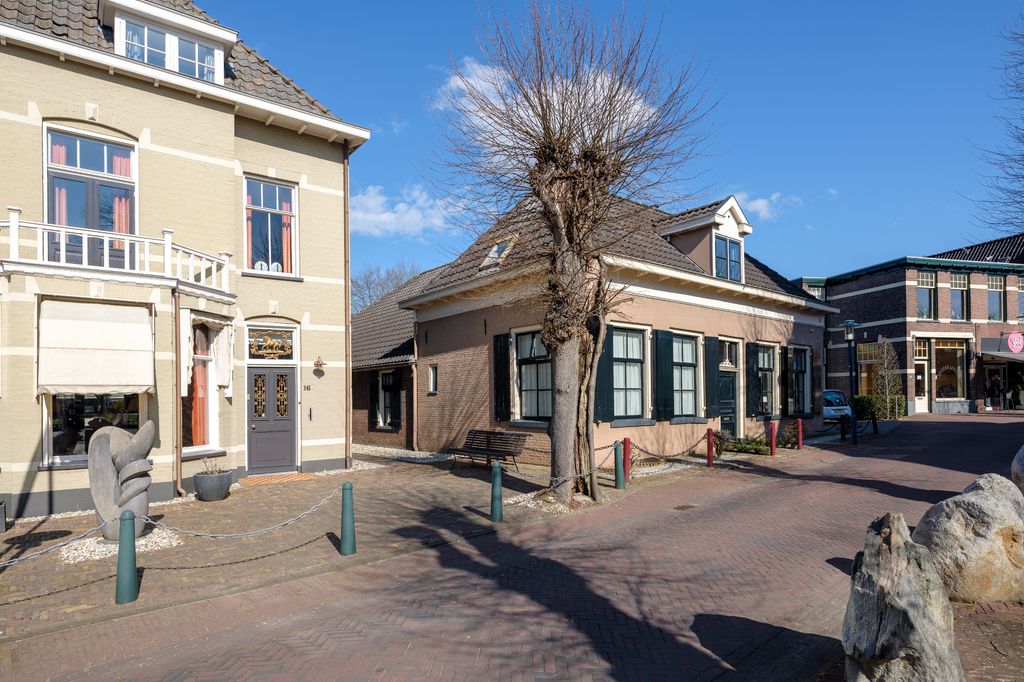 Lais Puzzle - Epe, Provinz Gelderland, Die Niederlande - 2.000 Teile p-275227