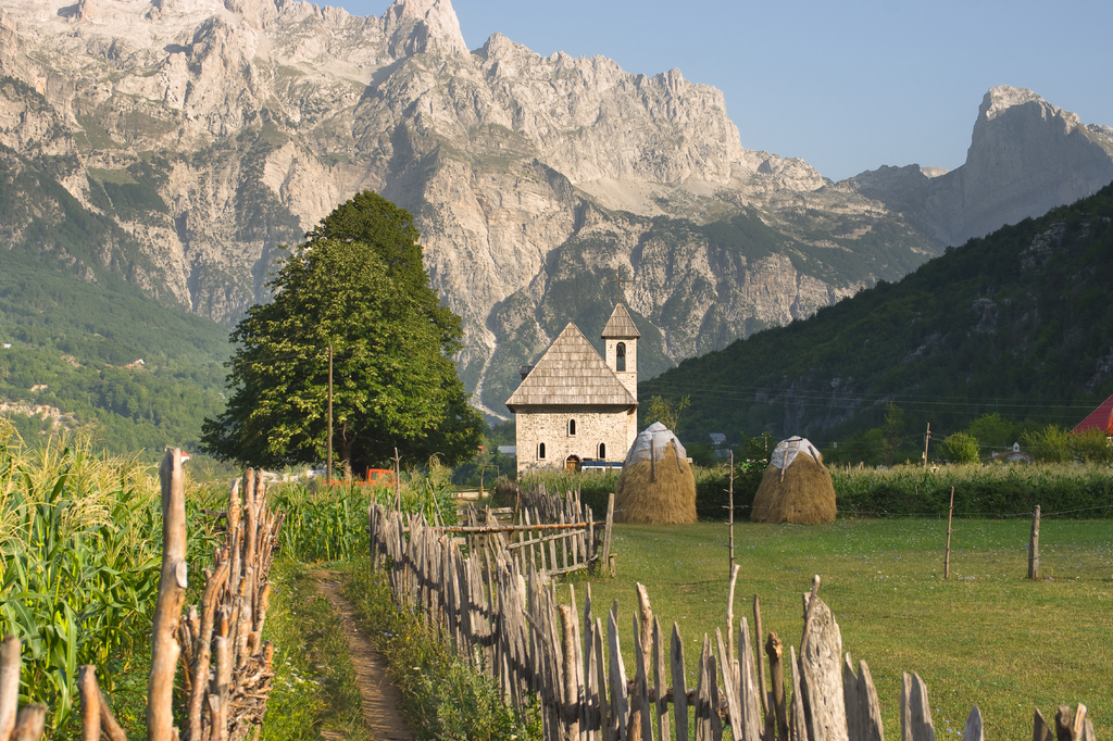 Lais Puzzle - Theth Valley in den Albanischen Alpen - 2.000 Teile p-275305