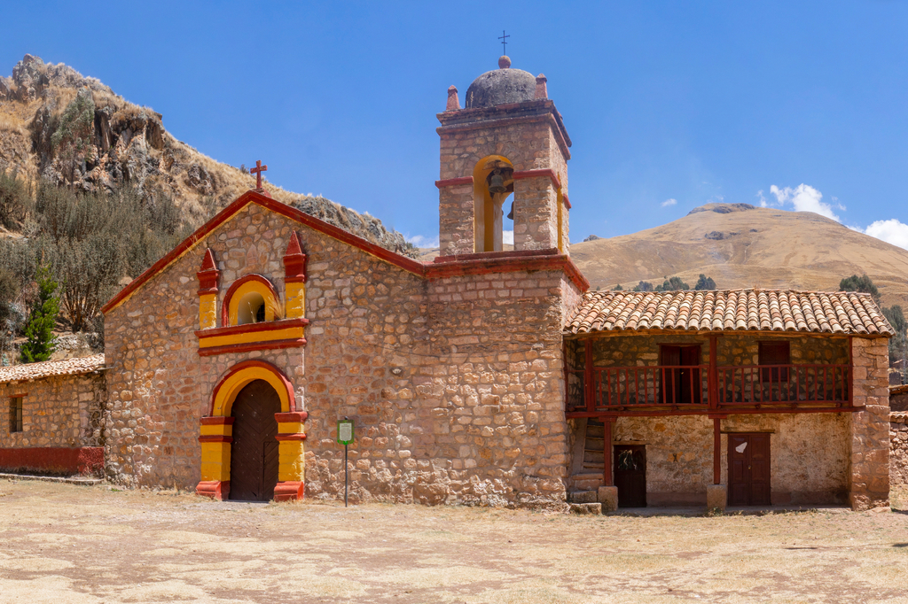 Lais Puzzle - Kirche aus der Kolonialzeit in Peru, in der Mine von Santa Barbara - 2.000 Teile p-275593
