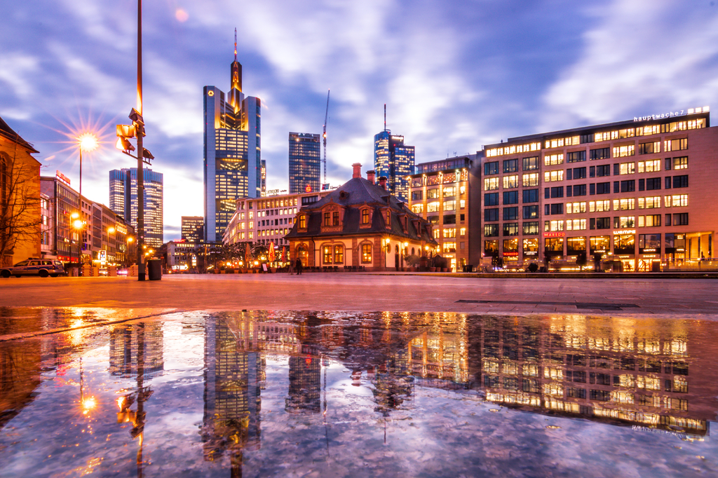 Lais Puzzle - Spiegelungen in Frankfurt am Main - 2.000 Teile p-275752