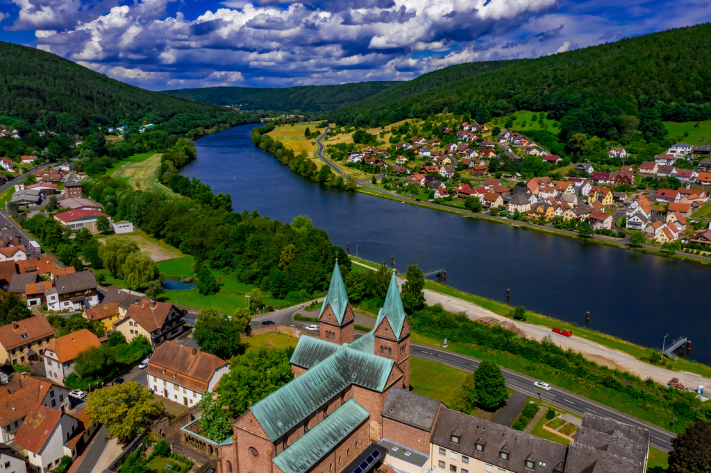 Lais Puzzle - Neustadt am Main in Bayern aus der Luft | Luftbilder von Neustadt am Main in Bayern - 2.000 Teile p-275917