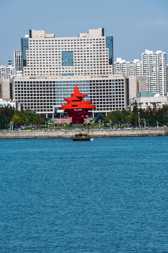 Lais Puzzle - Vierter Mai Platz, Qingdao, China - 2.000 Teile p-276727