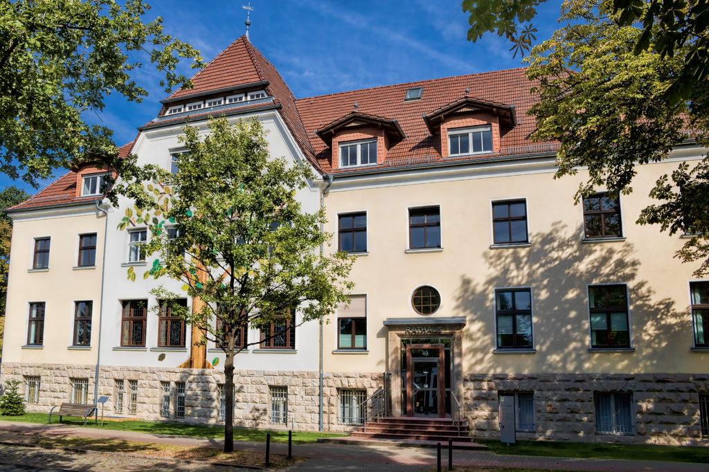 Lais Puzzle - eichwalde, germany - rathaus in der altstadt - 2.000 Teile p-276735