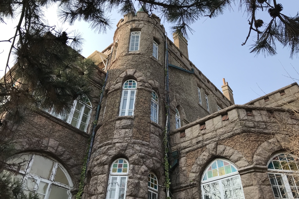 Lais Puzzle - Badaguan Scenic Resort in Qingdao, China - 2.000 Teile p-277424