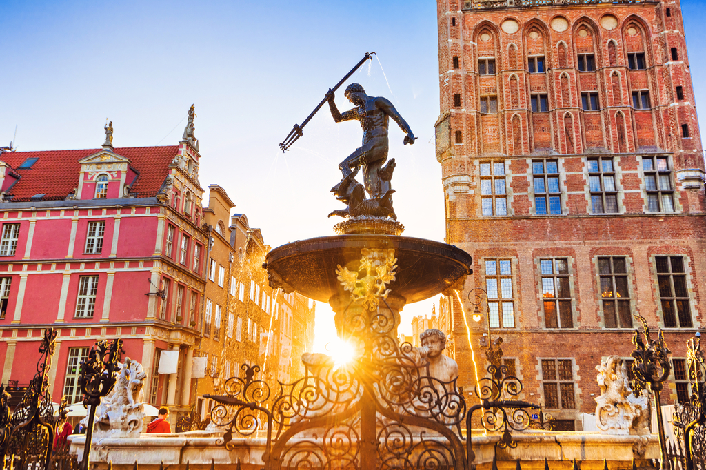 Lais Puzzle - Polen, Danzig, Berühmter Neptunbrunnen bei Sonnenuntergang. Beliebte Touristenattraktion und Reiseziel in Europa - 2.000 Teile p-278007