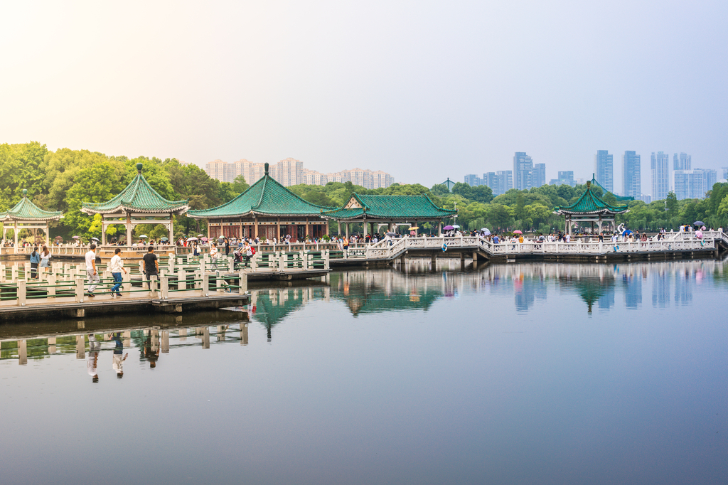 Lais Puzzle - Wuhan Donghu in Wuhan Hubei China - 2.000 Teile p-278032