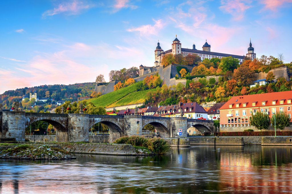 Lais Puzzle - Wurzburg, Germany, Marienberg Fortress and the Old Main Bridge - 2.000 Teile p-278350